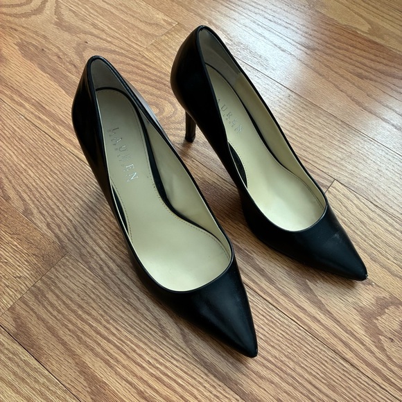Lauren Ralph Lauren Women's Black Heels - Picture 2 of 6
